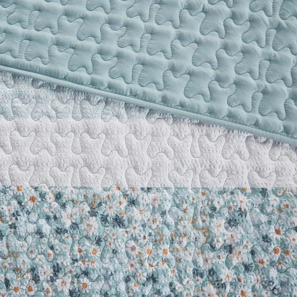 NEW! Madison Park Full/Queen Evian Seersucker 4PC Quilt Set Floral